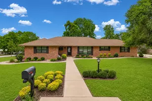 408 W Tom Green St, Brenham, TX 77833 - Photo 1