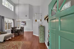 59 E Autumn Branch Cir, The Woodlands, TX 77382 - Photo 2