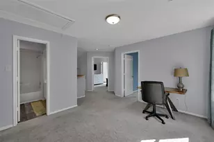 59 E Autumn Branch Cir, The Woodlands, TX 77382 - Photo 12