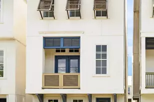 258 E 28th St, Houston, TX 77008 - Photo 1