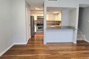 921 Marine Dr, Galveston, TX 77550 - Photo 4