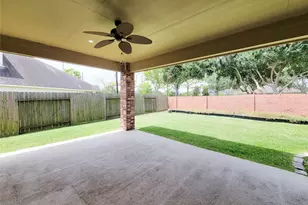 2210 Pearl Bay Ct, Pearland, TX 77584 - Photo 48