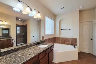 2210 Pearl Bay Ct, Pearland, TX 77584 - Photo 28