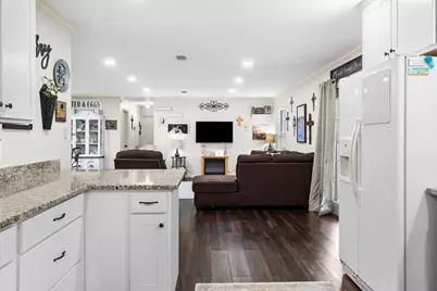 795 County Road 4497, Hillister, TX 77624 - Photo 14