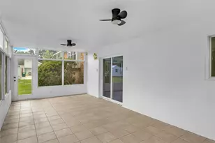 108 Woodland Rd, Lake Jackson, TX 77566 - Photo 20