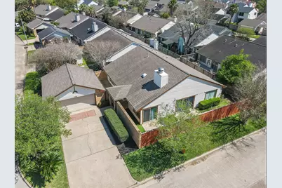 1710 Barleton Way, Houston, TX 77058 - Photo 32