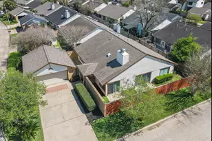 1710 Barleton Way, Houston, TX 77058 - Photo 32