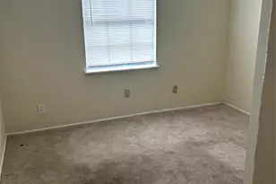 5018 Ridgecreek Dr, Houston, TX 77053 - Photo 6