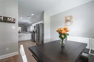 6722 Poplar Bend Ln, Dickinson, TX 77539 - Photo 8