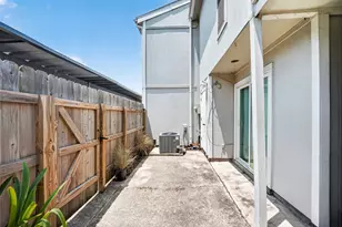 7895 Green Lawn Dr, Houston, TX 77088 - Photo 28