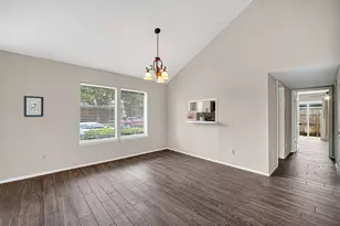 7895 Green Lawn Dr, Houston, TX 77088 - Photo 6