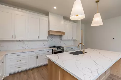 225 Coco Palms Lane, Lumberton, TX 77657 - Photo 8