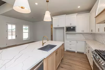 225 Coco Palms Lane, Lumberton, TX 77657 - Photo 10