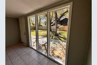 738 Beachcomber Lane, Houston, TX 77062 - Photo 10