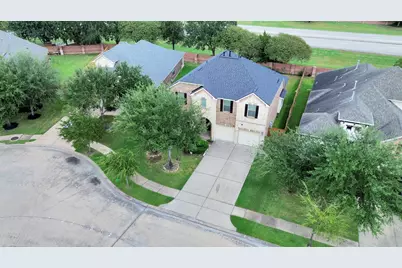 10007 Mystic Springs Lane, Richmond, TX 77407 - Photo 2