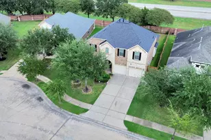 10007 Mystic Springs Ln, Richmond, TX 77407 - Photo 2