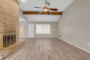 11827 Brook Meadows Ln, Meadows Place, TX 77477 - Photo 8