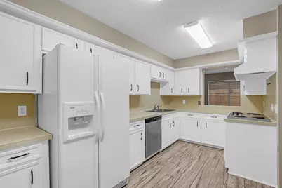 11827 Brook Meadows Lane, Meadows Place, TX 77477 - Photo 12