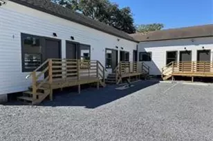 905 74th St, Houston, TX 77011 - Photo 6