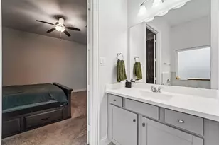11715 Autumn Leaf Dr, Mont Belvieu, TX 77535 - Photo 12