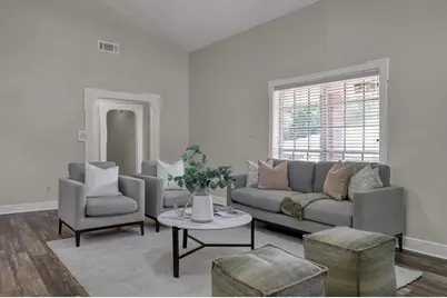 107 Shadylyn Drive, Conroe, TX 77304 - Photo 10