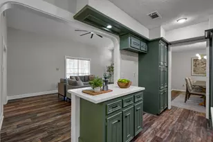 107 Shadylyn Dr, Conroe, TX 77304 - Photo 18