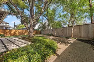 1007 Grovewood Ln, Houston, TX 77008 - Photo 28