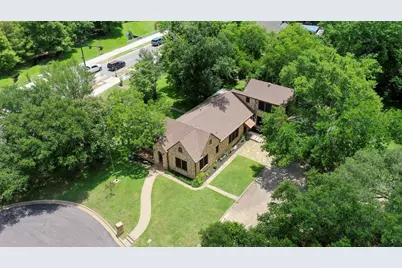 409 N Hutchins Street, Bryan, TX 77803 - Photo 4