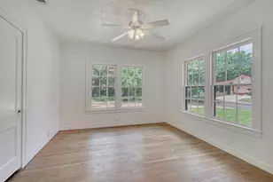 409 N Hutchins St, Bryan, TX 77803 - Photo 14