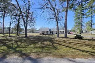 392 Timber Bay Dr, Trinity, TX 75862 - Photo 2