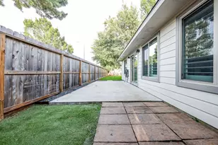12730 Ridgelow Ln, Houston, TX 77070 - Photo 32