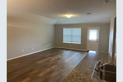 3010 Village Creek Drive, Katy, TX 77494 - Photo 6