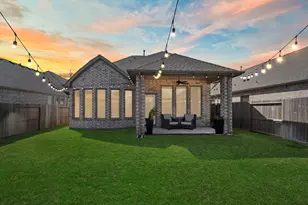 10707 River Walk Dr, Missouri City, TX 77459 - Photo 1