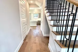 803 Thornton Rd, Houston, TX 77018 - Photo 10