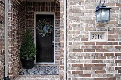 5210 Bartlett Vista Court, Fulshear, TX 77441 - Photo 4