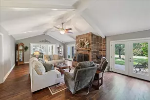 5925 Longwood St, Beaumont, TX 77707 - Photo 10