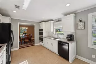 5925 Longwood St, Beaumont, TX 77707 - Photo 14