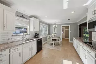 5925 Longwood St, Beaumont, TX 77707 - Photo 16