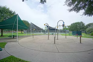 5602 Whisper Ridge Dr, Sugar Land, TX 77479 - Photo 36