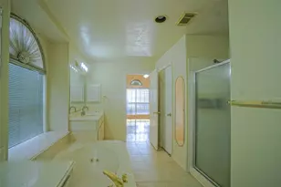 5602 Whisper Ridge Dr, Sugar Land, TX 77479 - Photo 22