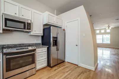 2710 Hullsmith Drive #401, Houston, TX 77063 - Photo 20