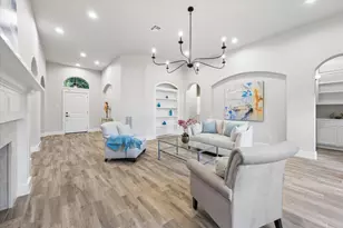 8802 Robindell Dr, Houston, TX 77074 - Photo 6