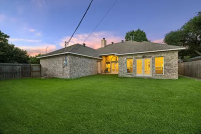 8802 Robindell Drive, Houston, TX 77074 - Photo 30