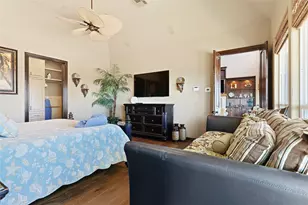 680 Villa Dr, Crystal Beach, TX 77650 - Photo 30