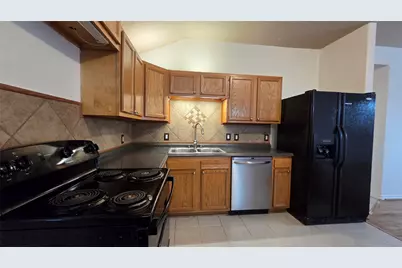 10635 Royal Cavins Drive, Conroe, TX 77303 - Photo 6