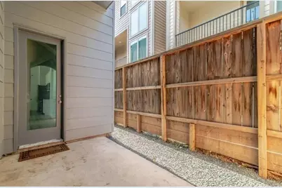 8907 Spring Knoll Forest Drive, Houston, TX 77080 - Photo 22