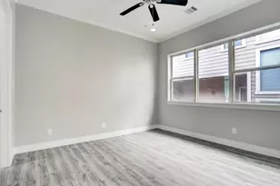8907 Spring Knoll Forest Dr, Houston, TX 77080 - Photo 18