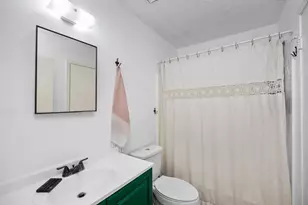 9306 Crescent Moon Dr, Houston, TX 77064 - Photo 18