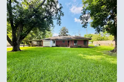 2721 Beaumont Avenue, Liberty, TX 77575 - Photo 16