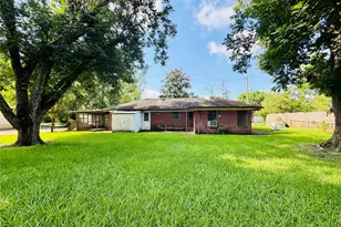 2721 Beaumont Ave, Liberty, TX 77575 - Photo 16